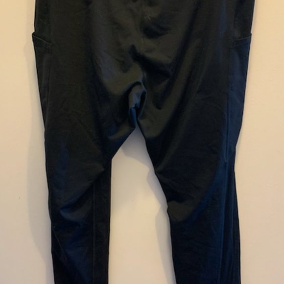 Old Navy Athletic Leggings - Picture 2 of 3